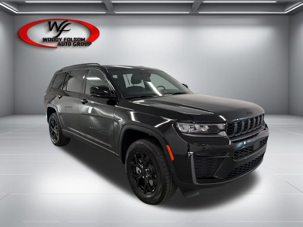 New 2026 Black Jeep Altitude image 3