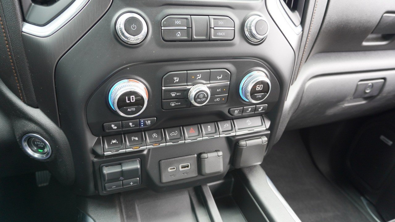 Used 2020 Gray GMC AT4 image 20