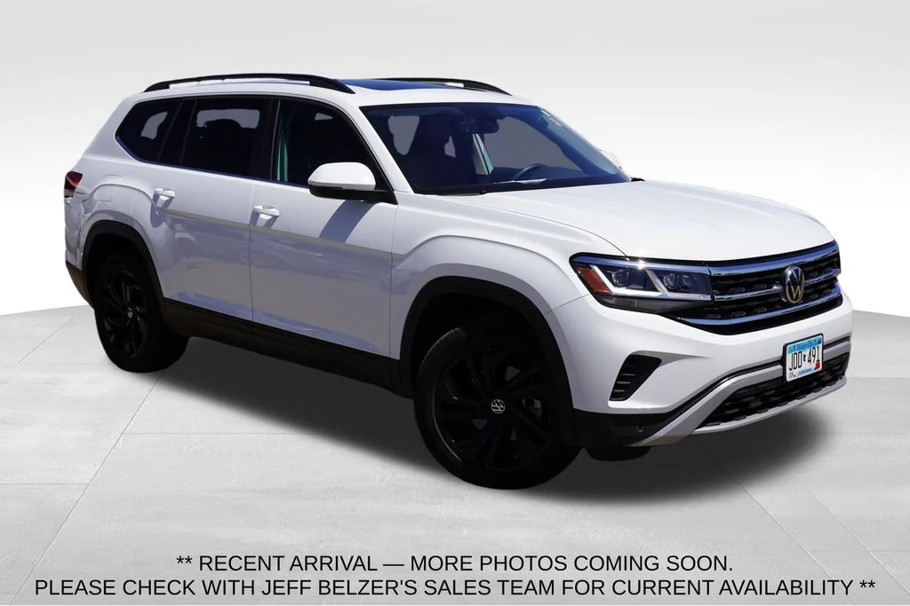 2022 Volkswagen Atlas 3.6L SE w/Tech 4MOTION's photo