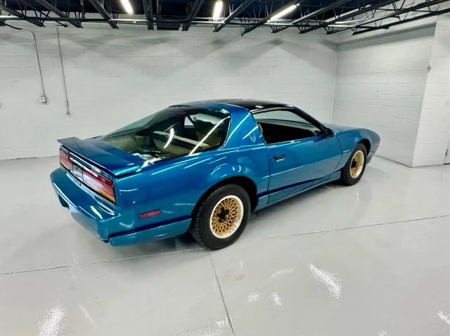 1992 Pontiac Firebird - Photo 5