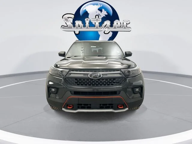 Used 2022 Green Ford Timberline image 3