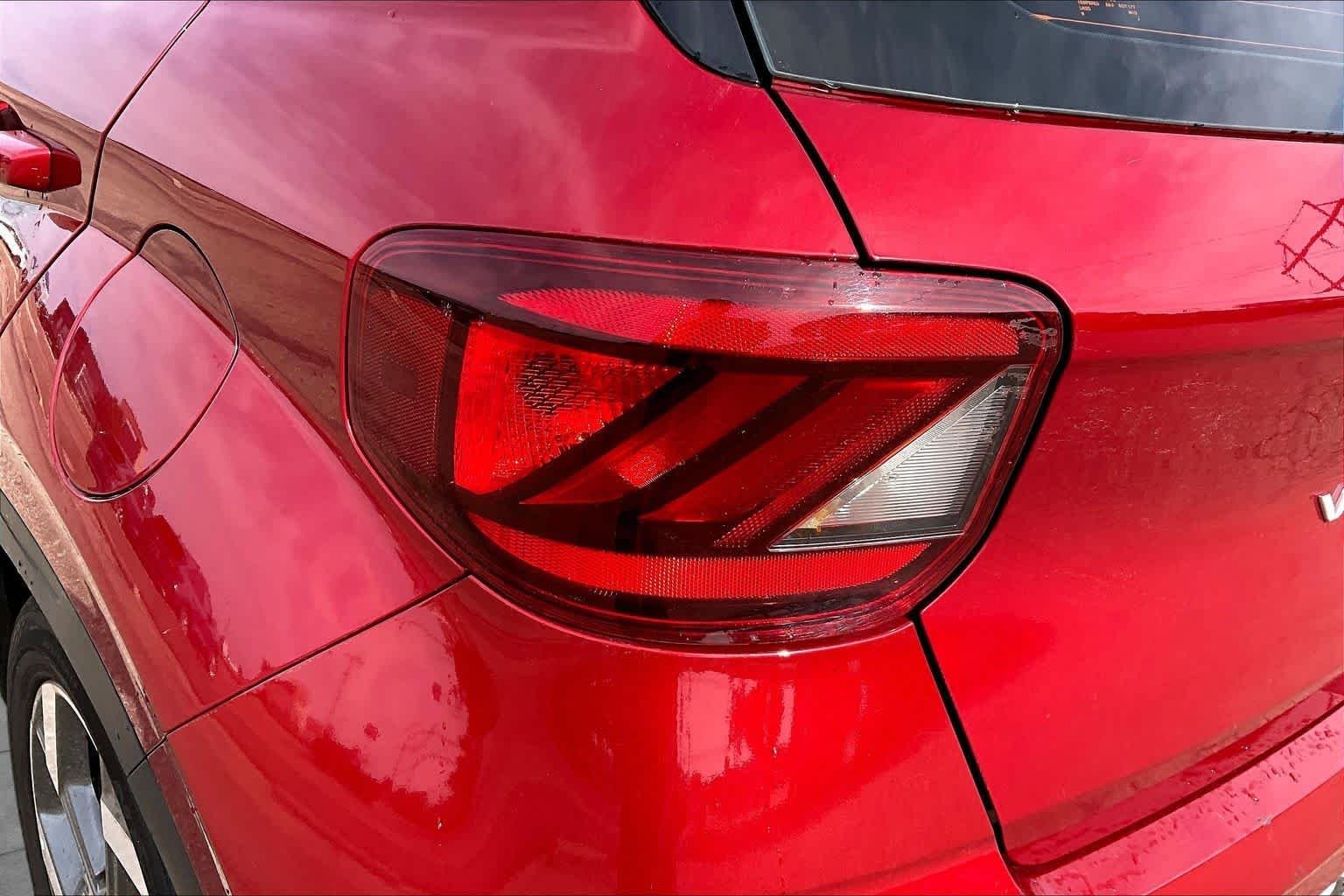 Used 2025 Red Hyundai SEL image 28