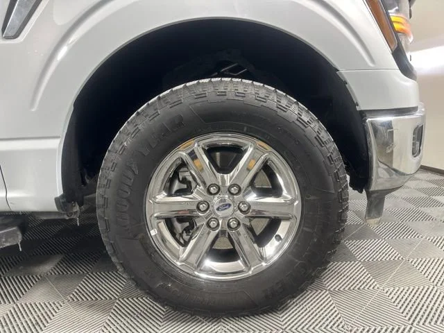 Used 2025 Whi/white Ford XLT image 7