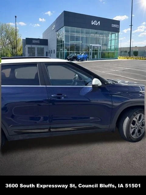 Used 2024 Blue Kia S image 19