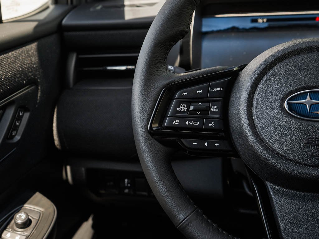New 2026 CRYSTAL BLACK SILICA Subaru Limited image 21