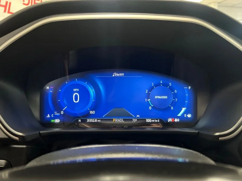 Used 2021 Gray Ford SEL image 28