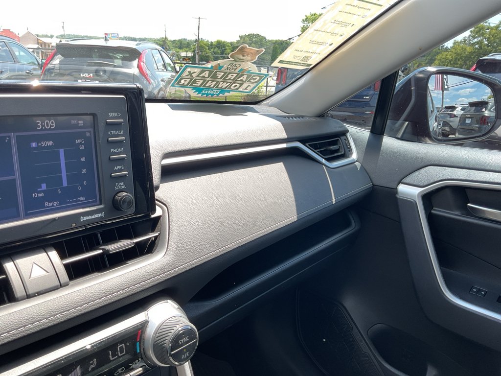 Used 2022 Magnetic Gray Metallic Toyota Hybrid XLE image 34