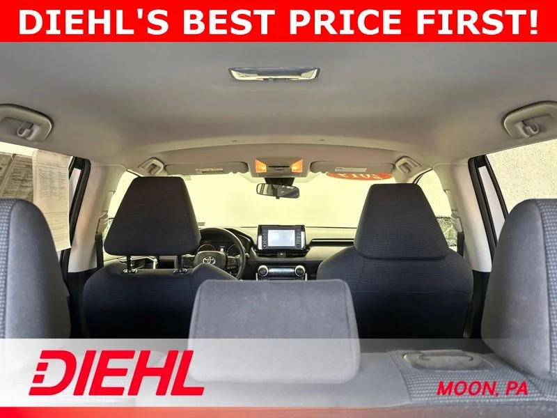 Used 2019 Silver Toyota LE image 10