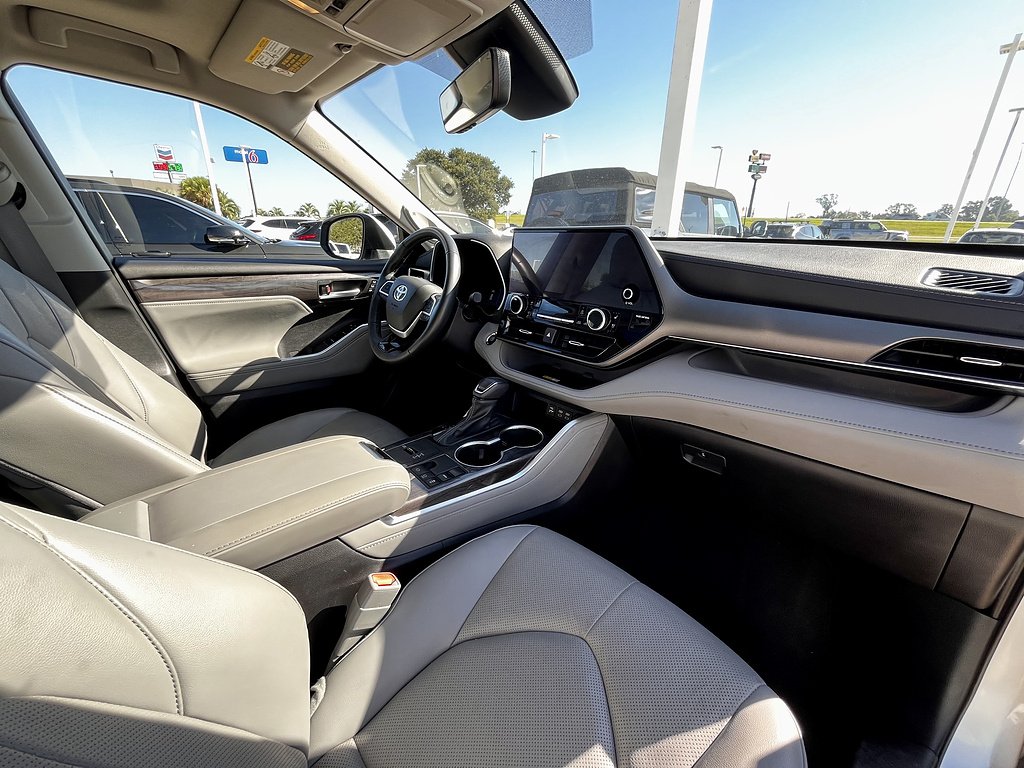 Used 2023 Celestial Silver Metallic Toyota Limited image 16