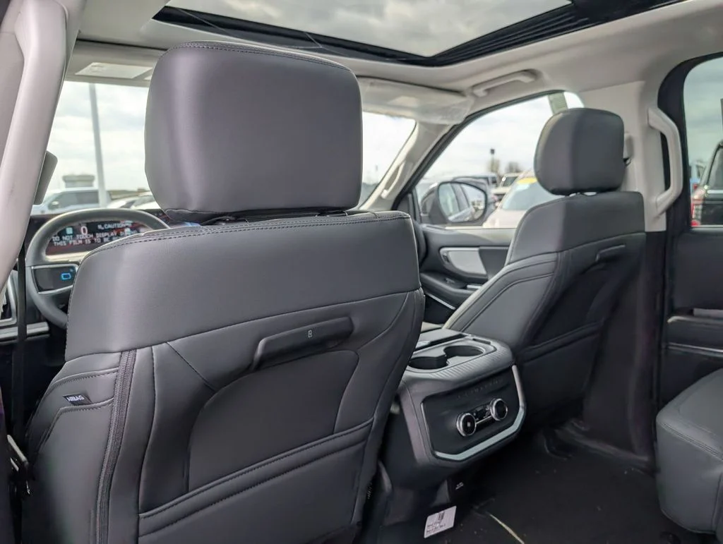 New 2026 Agate Black Metallic Ford Active image 47