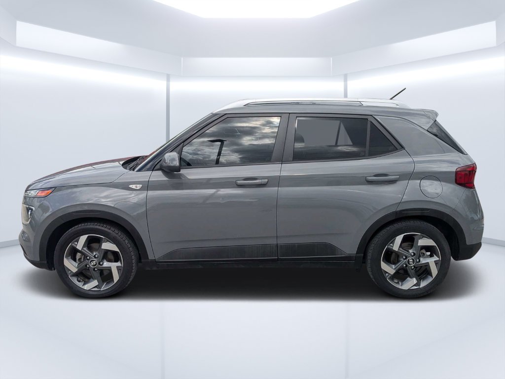 Used 2023 Gray Hyundai SEL image 8
