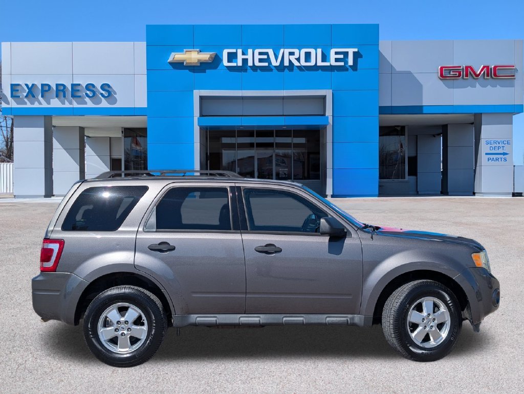 Used 2012 Gray Ford XLT image 2