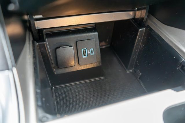Used 2020 Magnetic Ford XLT image 31