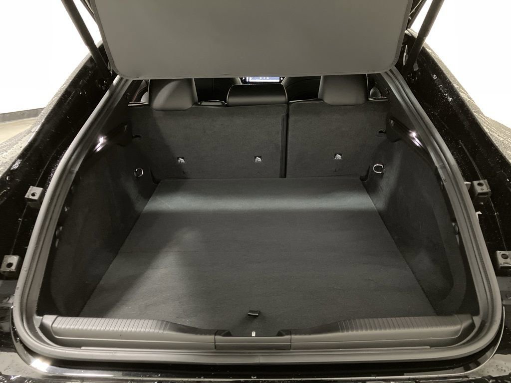 New 2026 Diamond Black Crystal Pearlcoat Dodge R/T Plus image 12