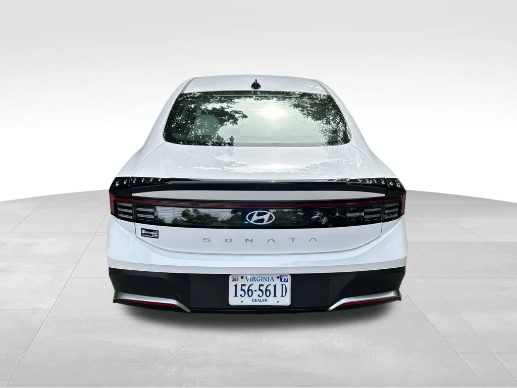 Certified Used 2026 White Hyundai SE image 4