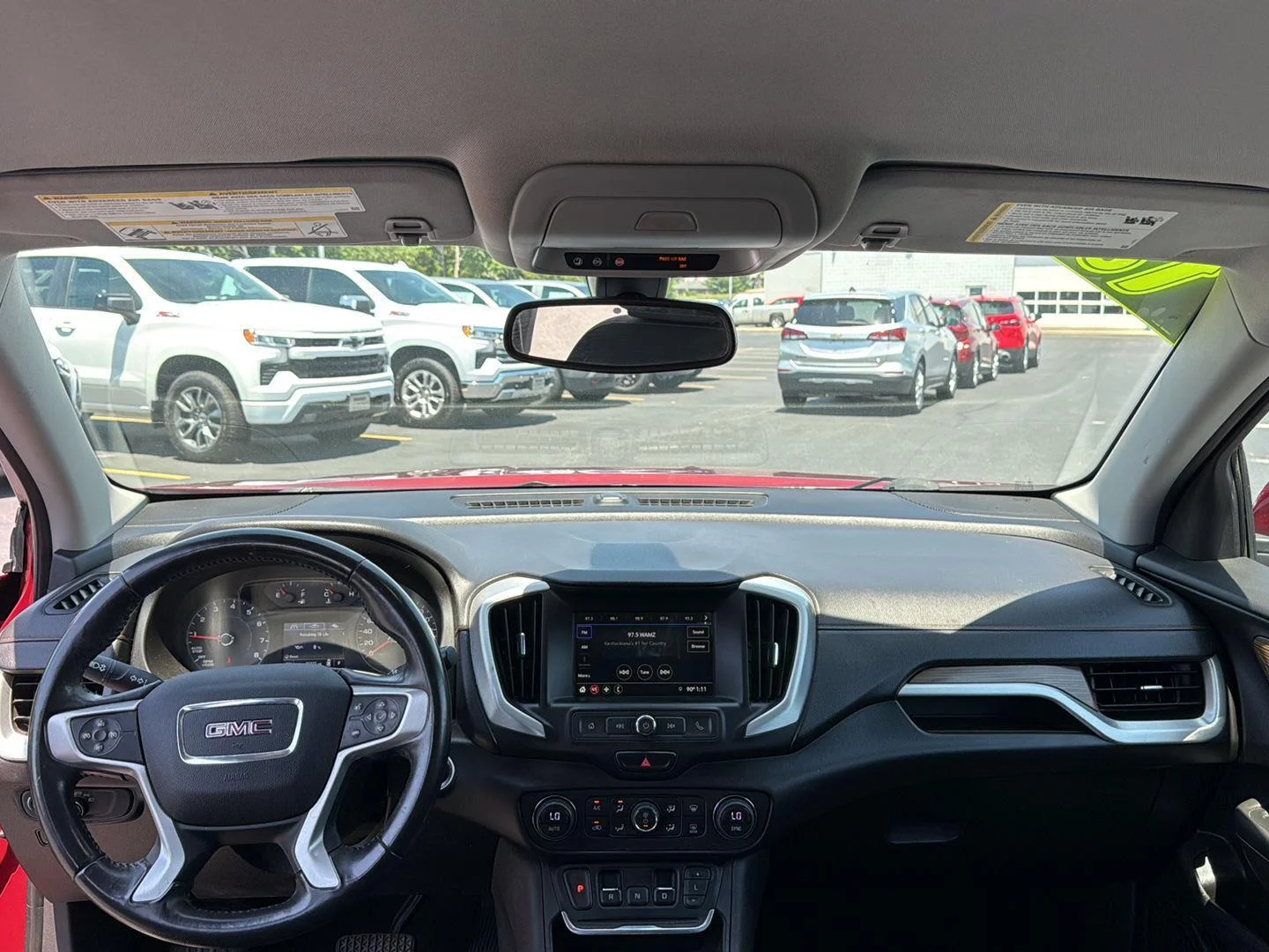 Used 2018 Red Quartz Tintcoat GMC SLE image 3