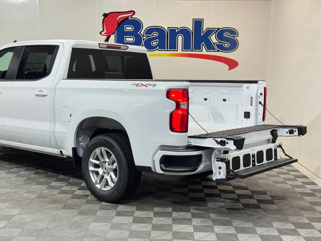 2026 Chevrolet Silverado 1500 RST - Photo 8