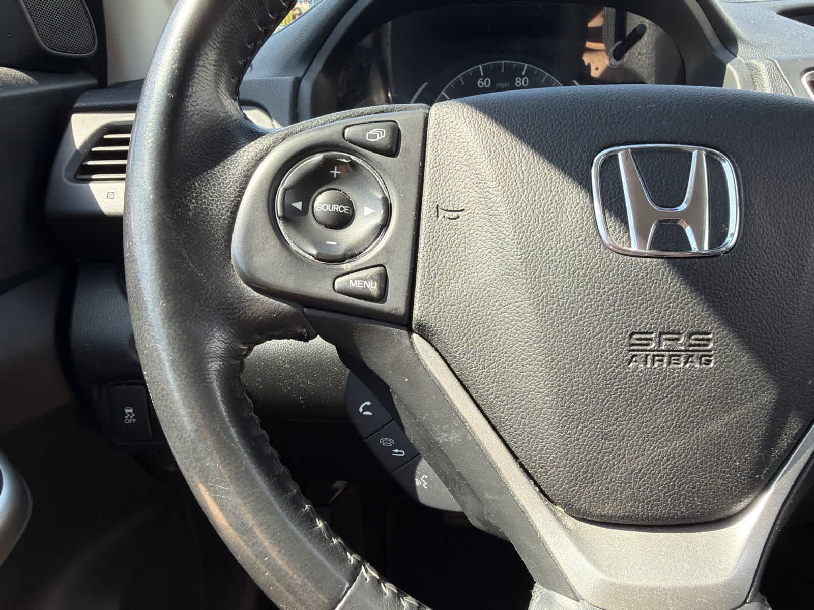Used 2015 White Honda  image 16