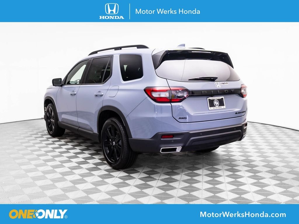 2025 Honda Pilot Black Edition photo 2