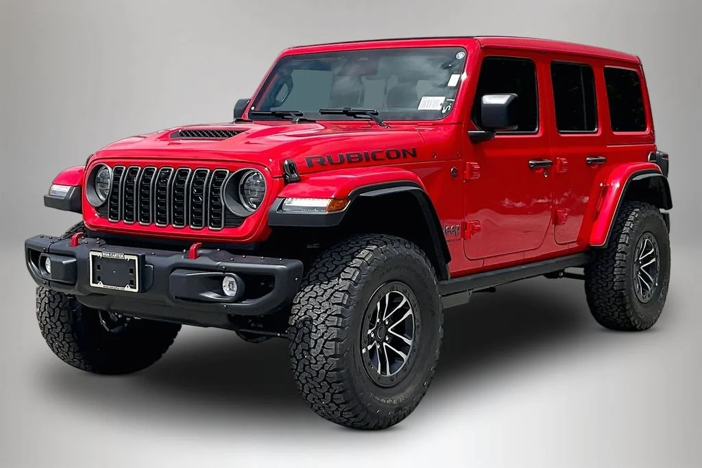 New 2026 Firecracker Red Clear-Coat Exterior Paint Jeep Rubicon X image 2