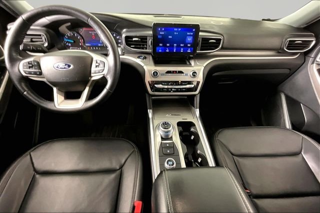 Used 2022 Gray Ford XLT image 7