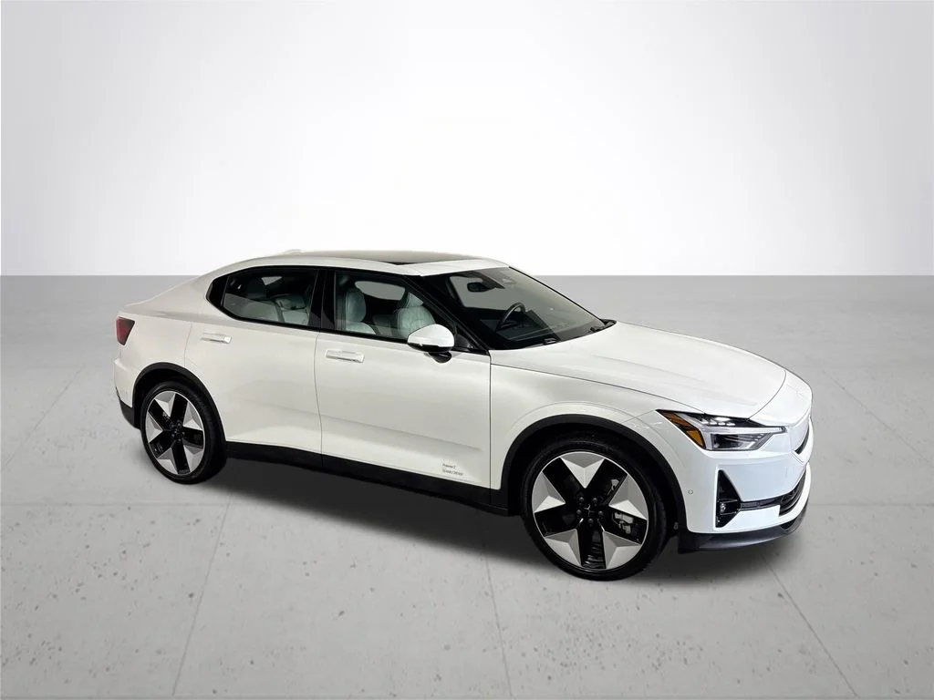 Used 2024 White Polestar Long Range Dual Motor image 4
