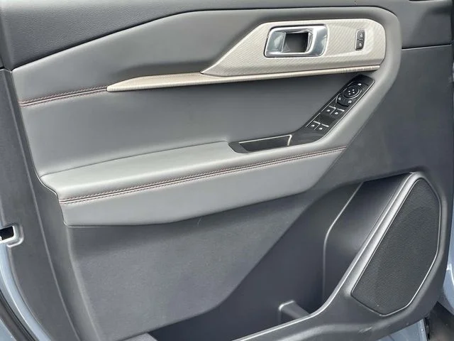 New 2026 Vapor Blue Metallic Ford Active image 11