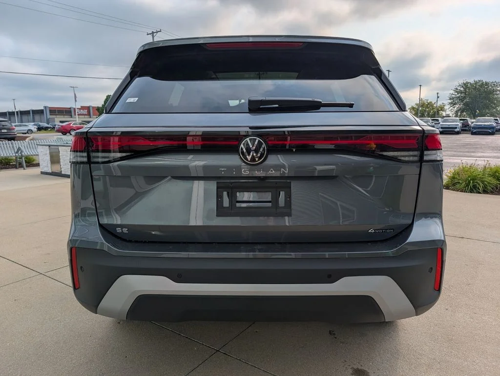 New 2026 Gray Volkswagen 2.0T SE image 4