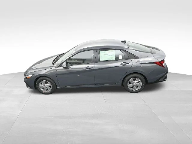 Used 2026 Gray Hyundai SE image 25