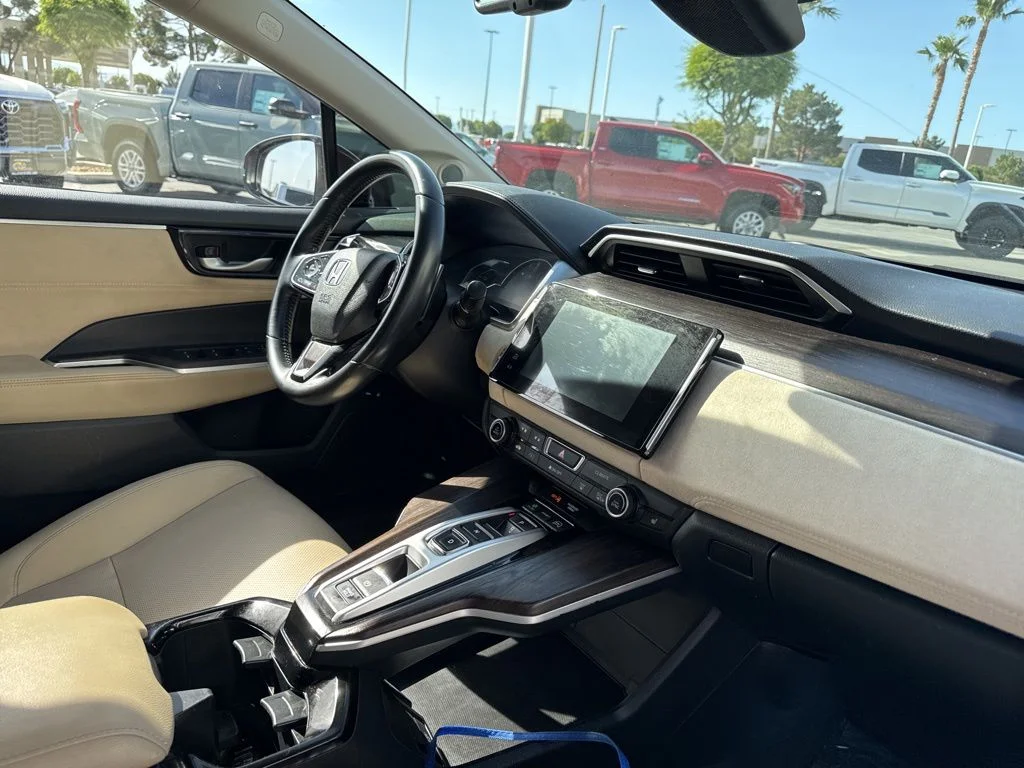 Used 2020  Honda Touring image 22