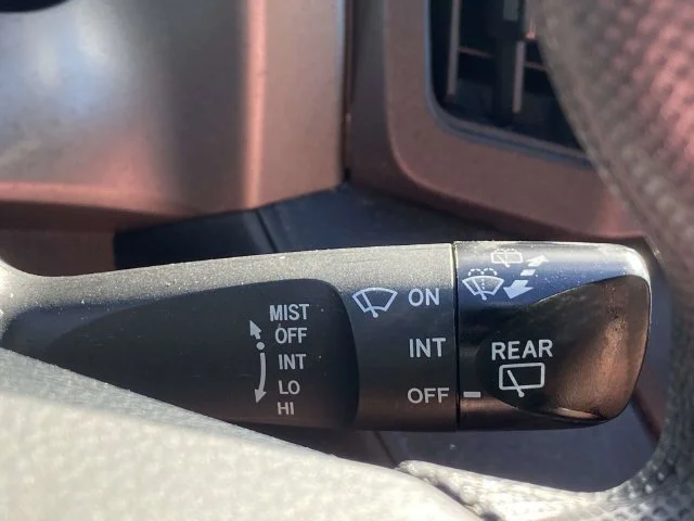 Used 2018 Gray Toyota LE image 18