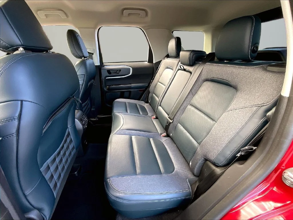 Used 2021 Red Ford Outer Banks image 24