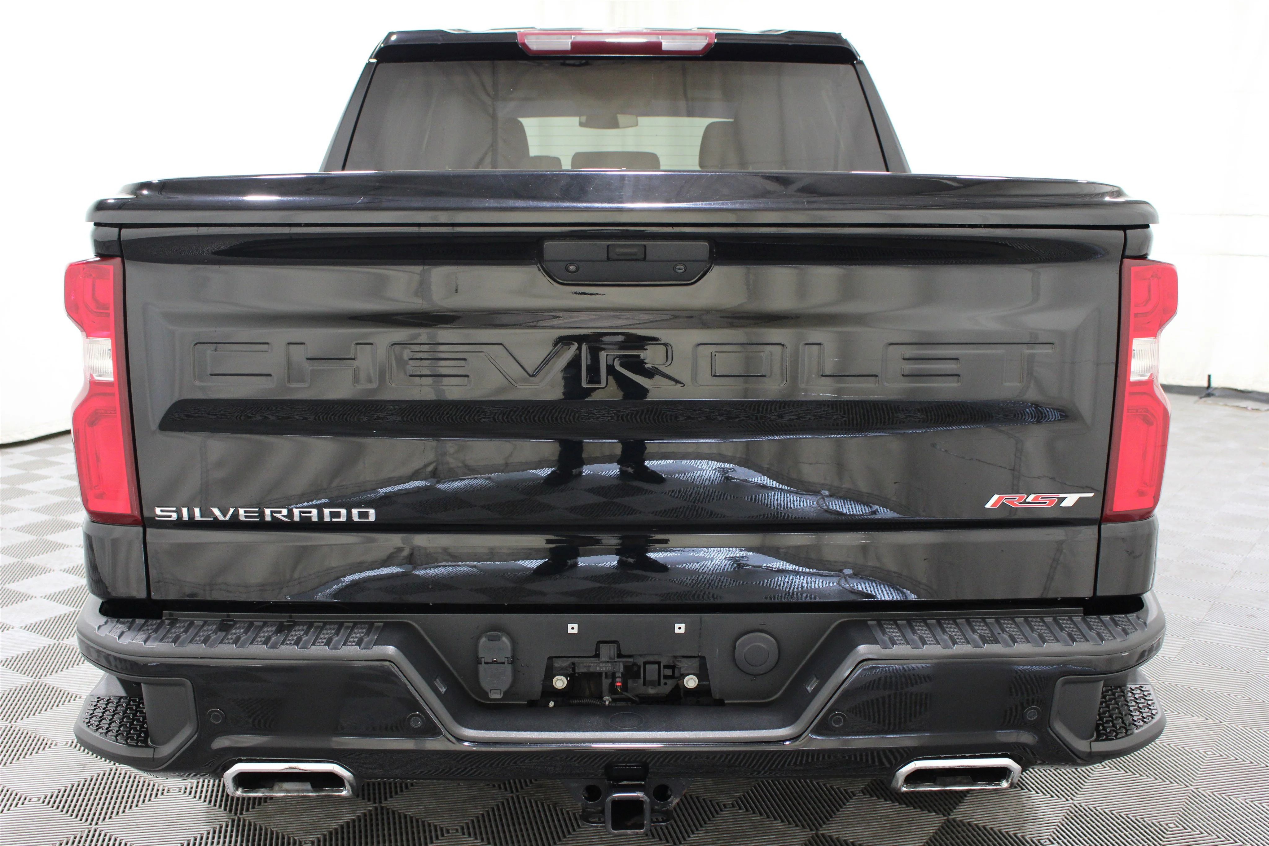 Used 2022 Black Chevrolet RST image 28