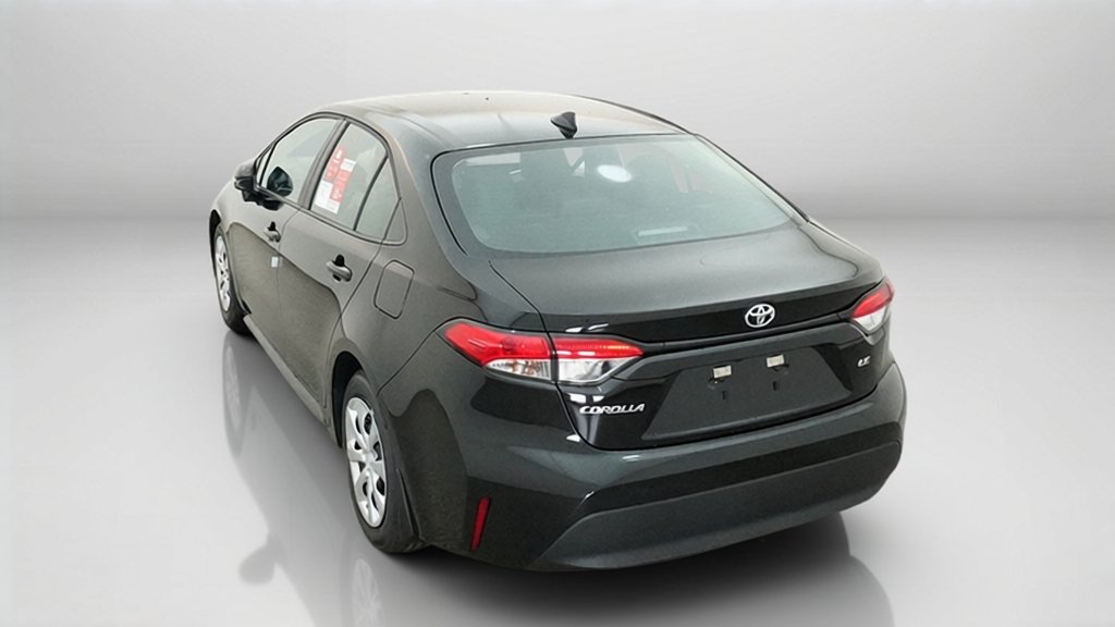 New 2027 Inked Toyota LE image 13
