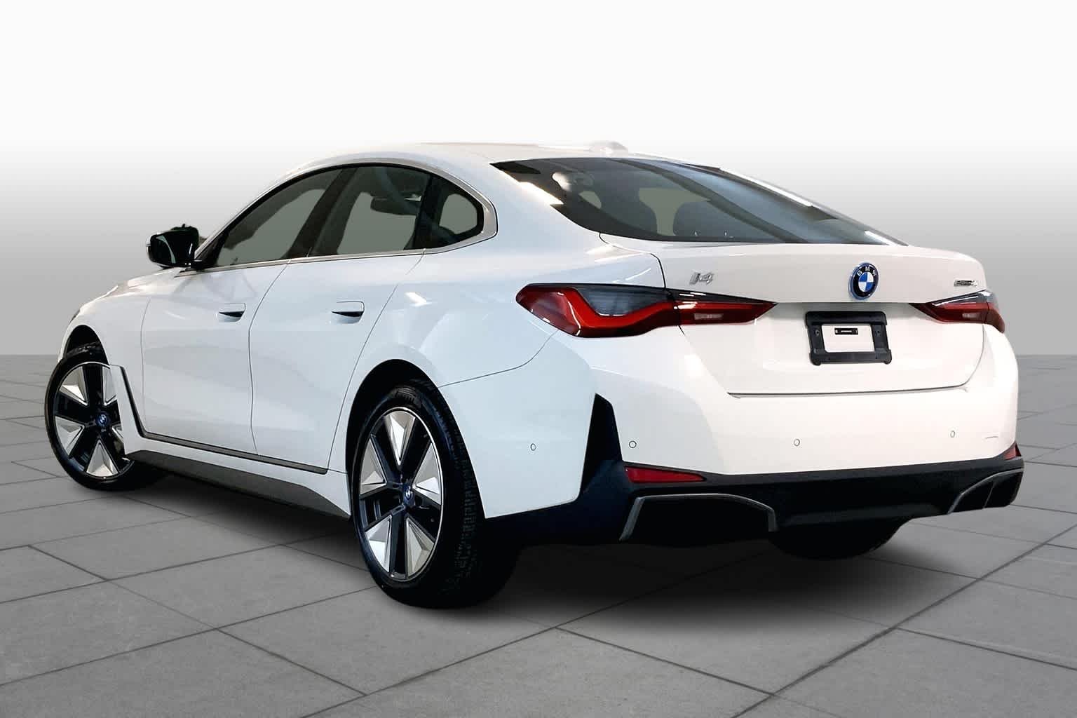 Used 2024 Alpine White BMW eDrive40 image 12