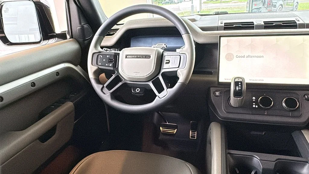 New 2026 White Land Rover OCTA image 23