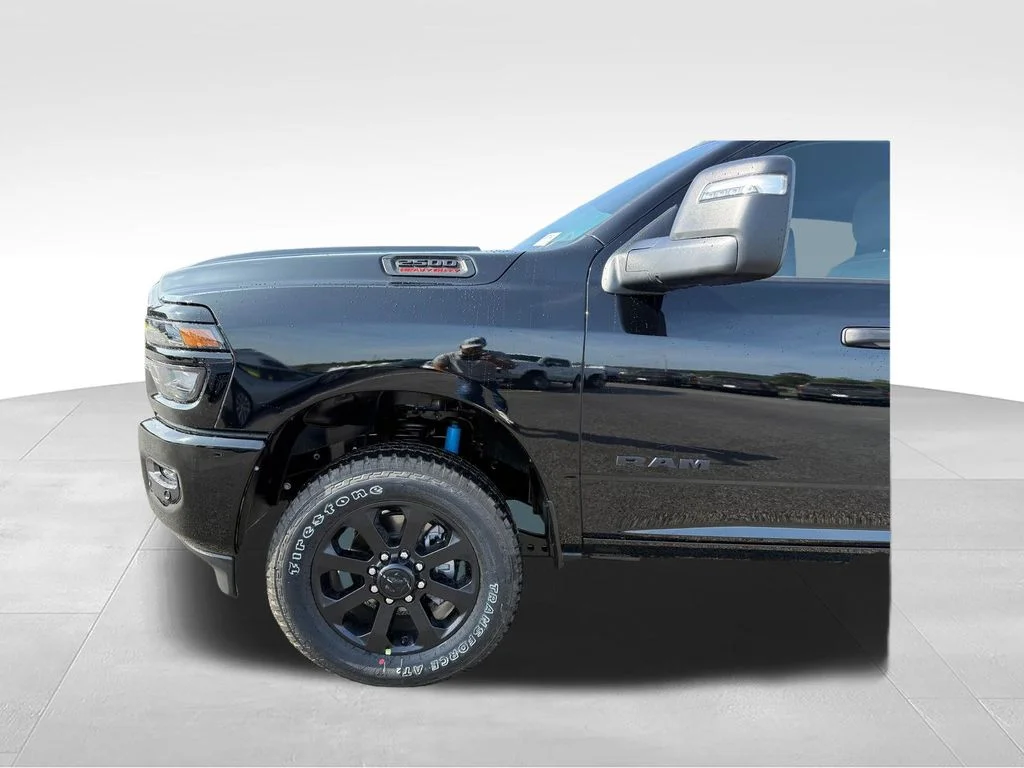 New 2026 Diamond Black Crystal Pearl-Coat Exterior Paint RAM Big Horn image 28