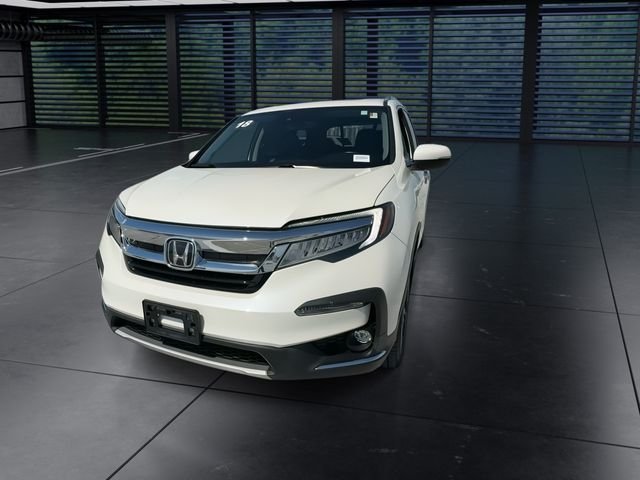 Used 2019  Honda Touring image 4