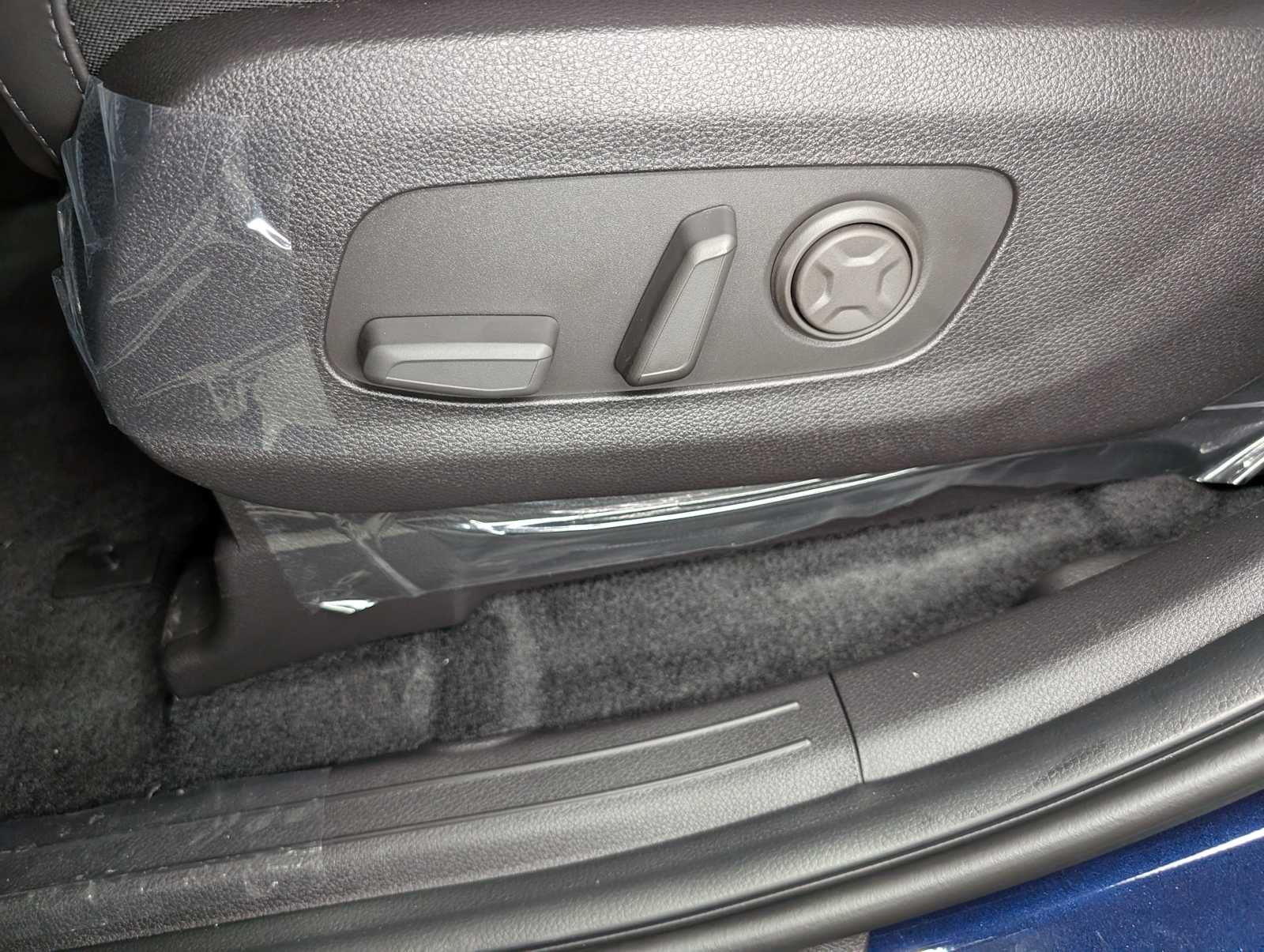 2026 Kia Carnival EX - Photo 32