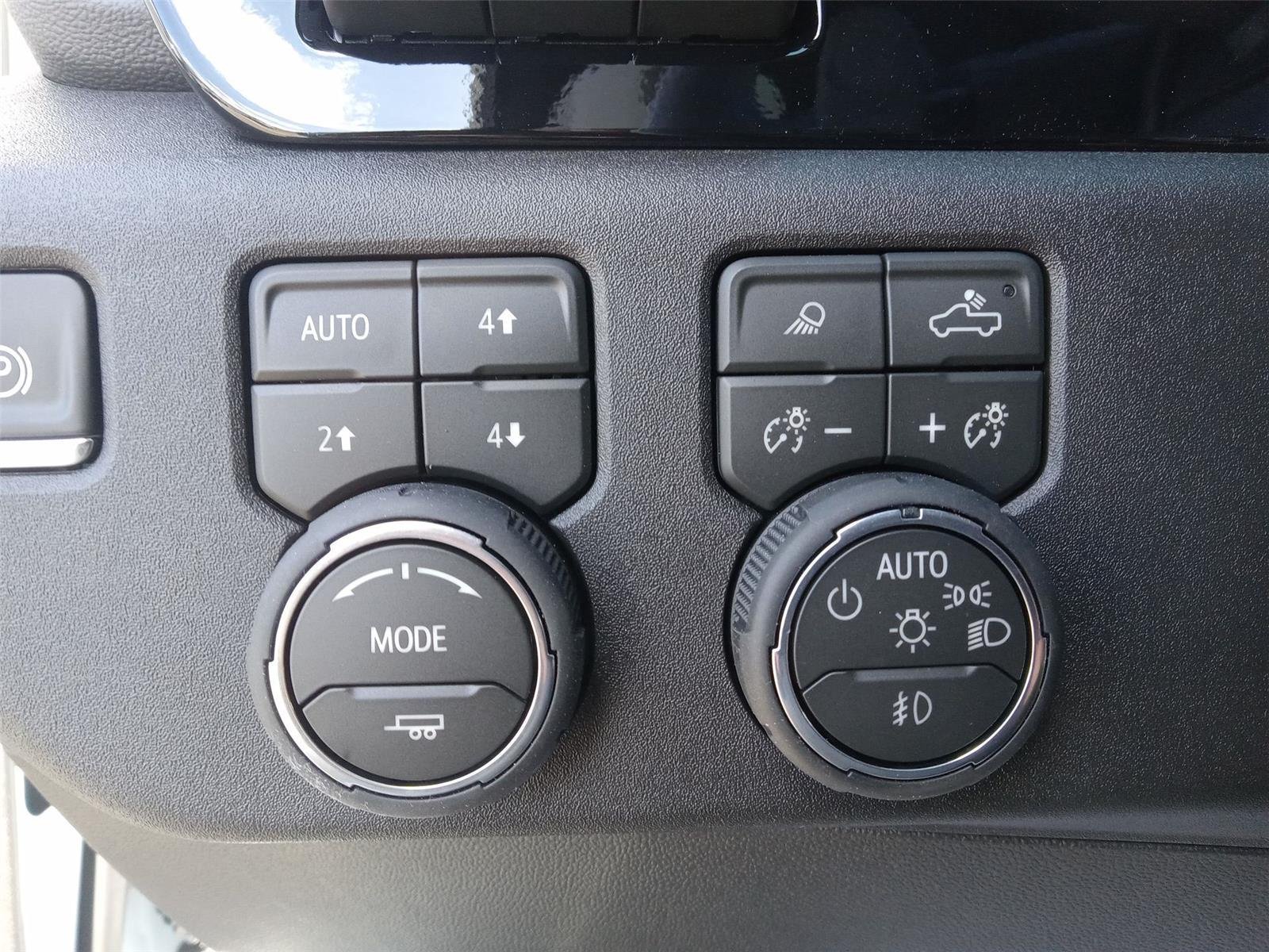2026 Chevrolet Silverado 1500 High Country - Photo 25