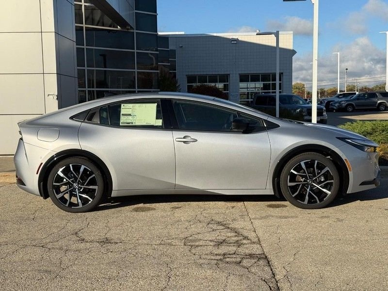 New 2026 Cutting Edge Toyota XSE Premium image 2