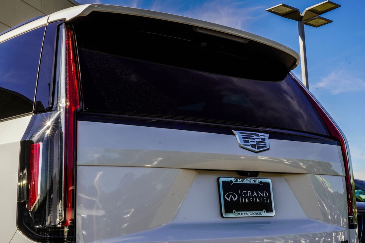 Used 2024 White Cadillac Sport Platinum image 13
