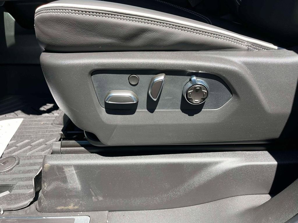 New 2026 Onyx Black GMC AT4X image 23