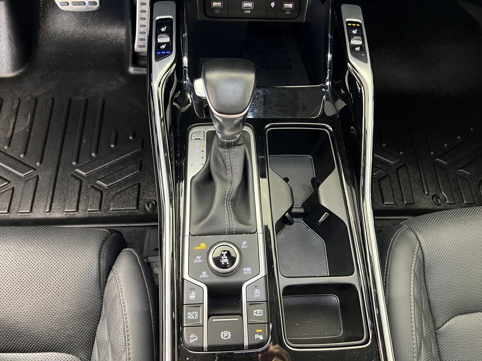 Used 2023 Wolf Gray Kia X-Line SX Prestige image 19