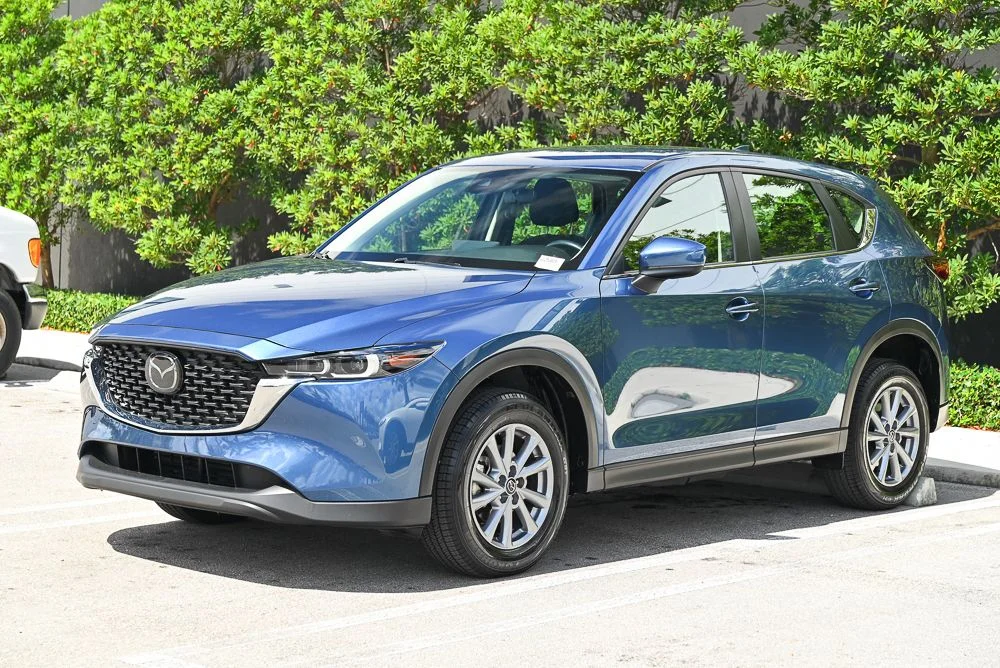 2023 Mazda CX-5 S Auto AWD's photo