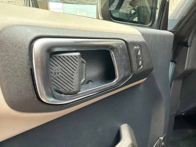 Used 2022 Gray Ford Wildtrak image 19