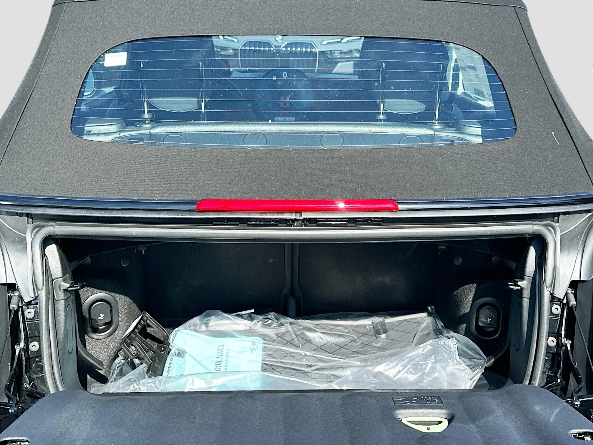 2026 MINI Convertible S - Photo 19