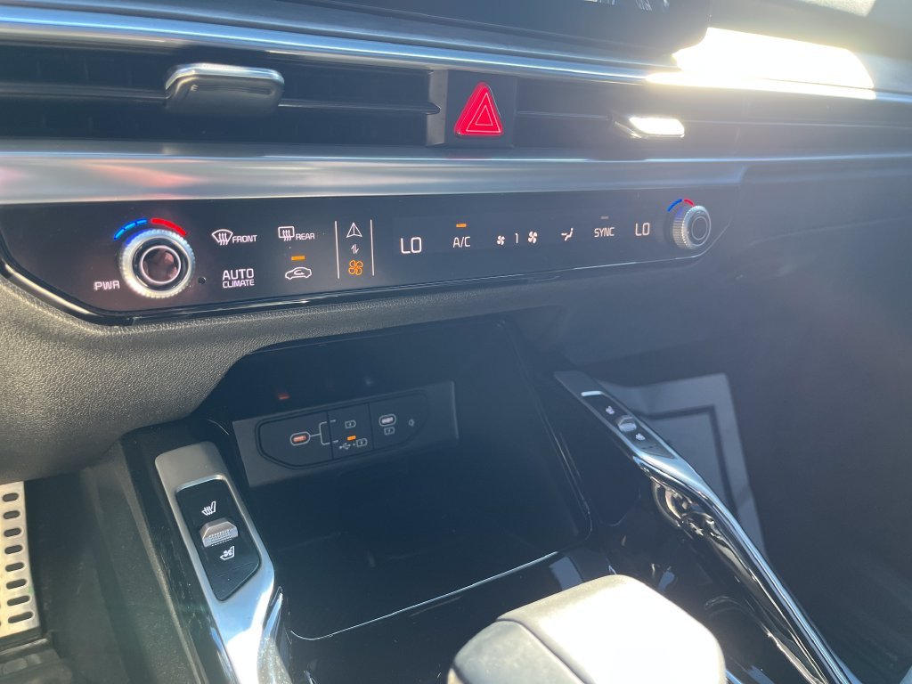 Used 2025 Black Kia X-Line SX Prestige image 20