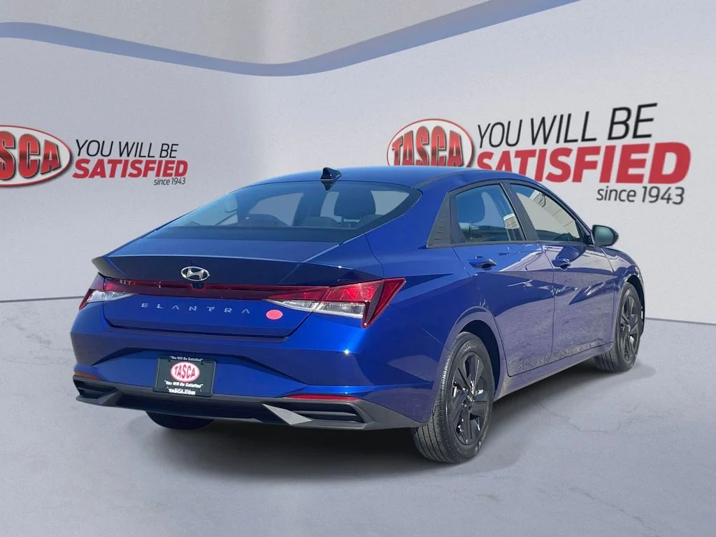 Certified Used 2023 Blue Hyundai SEL image 6