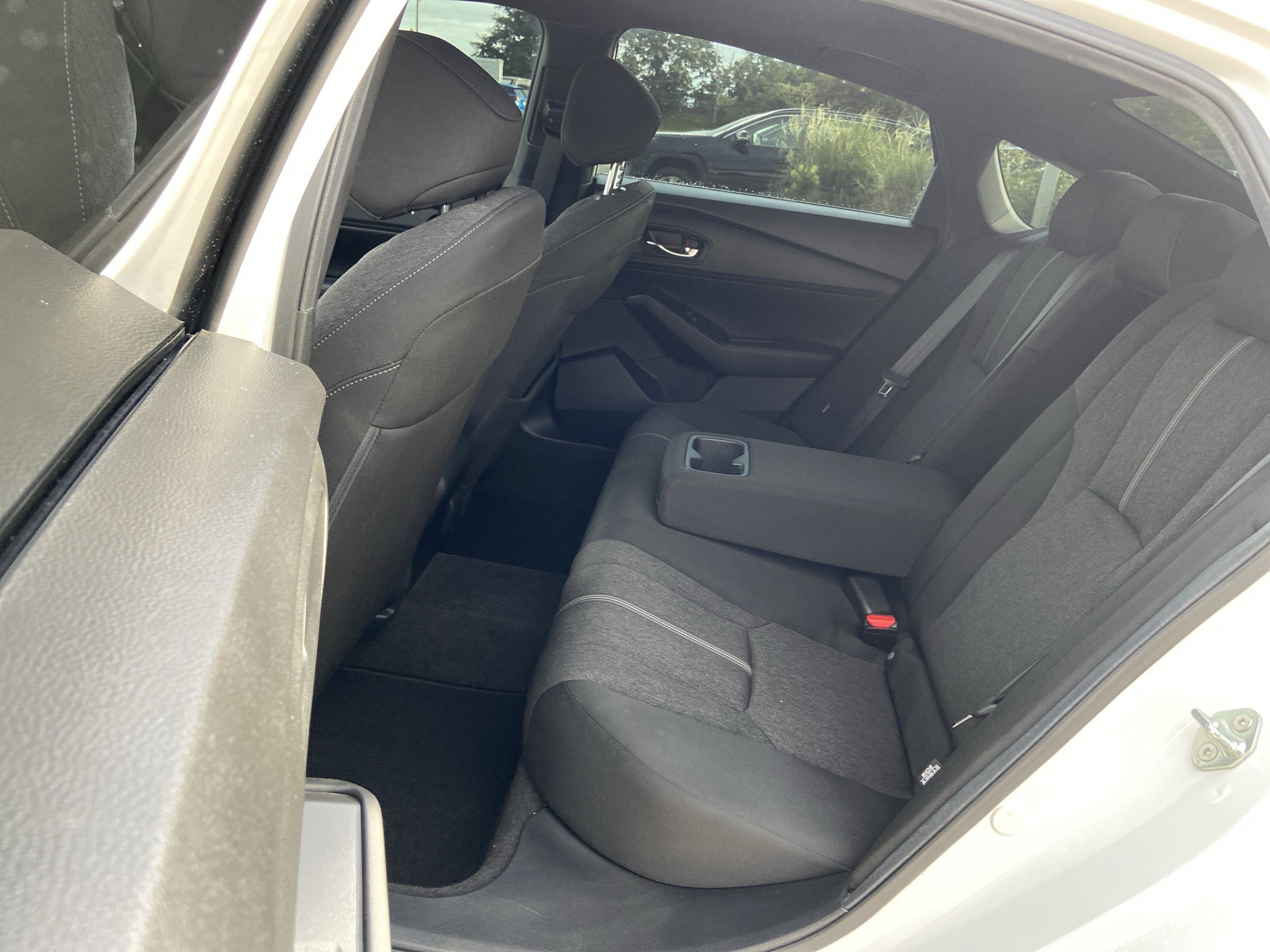 Used 2024 Platinum White Pearl Honda Sport image 24